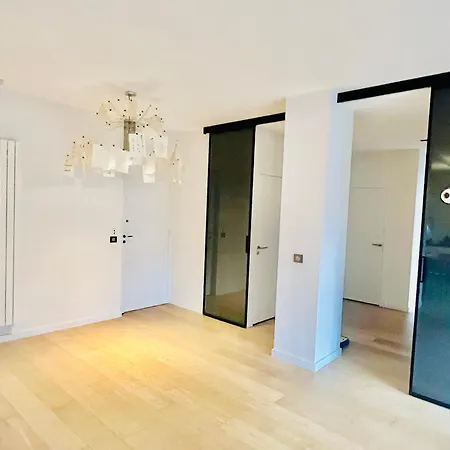 Liv Homes Gambetta Apartmán