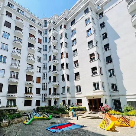 Liv Homes Gambetta Lejlighed *